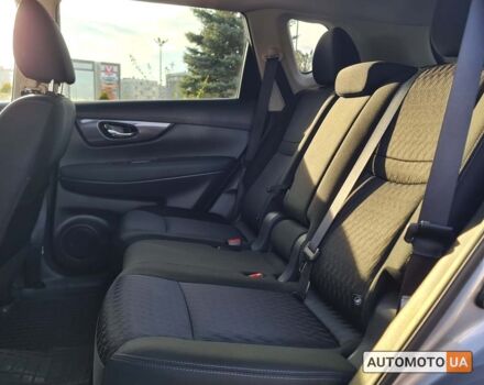 Серый Ниссан Rogue, объемом двигателя 2.5 л и пробегом 60 тыс. км за 18000 $, фото 15 на Automoto.ua