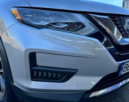 Серый Ниссан Rogue, объемом двигателя 2.49 л и пробегом 160 тыс. км за 16200 $, фото 17 на Automoto.ua