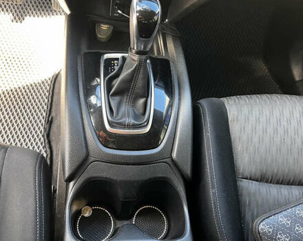 Серый Ниссан Rogue, объемом двигателя 2.49 л и пробегом 119 тыс. км за 15200 $, фото 14 на Automoto.ua