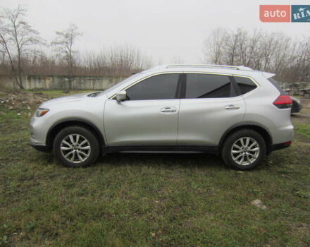 Серый Ниссан Rogue, объемом двигателя 2.5 л и пробегом 120 тыс. км за 16000 $, фото 10 на Automoto.ua