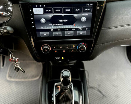 Серый Ниссан Rogue, объемом двигателя 2.49 л и пробегом 180 тыс. км за 13300 $, фото 30 на Automoto.ua