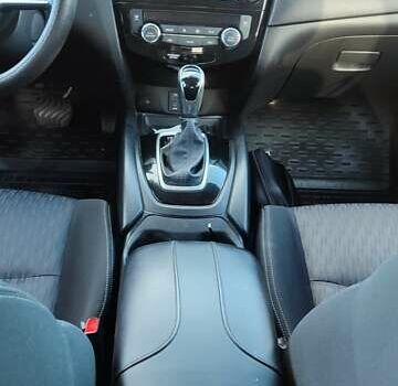 Серый Ниссан Rogue, объемом двигателя 2.49 л и пробегом 149 тыс. км за 17000 $, фото 11 на Automoto.ua