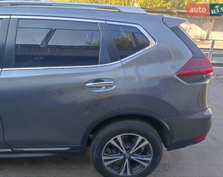 Серый Ниссан Rogue, объемом двигателя 2.5 л и пробегом 75 тыс. км за 17500 $, фото 3 на Automoto.ua