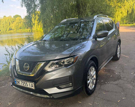 Ніссан Rogue 2017 у Рівному на Automoto.ua Сірий Ніссан Rogue, об'ємом двигуна 2.5 л та пробігом 100 тис. км за 15500 $, фото 11 на Automoto.ua