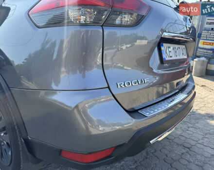Сірий Ніссан Rogue, об'ємом двигуна 2.49 л та пробігом 150 тис. км за 13700 $, фото 21 на Automoto.ua