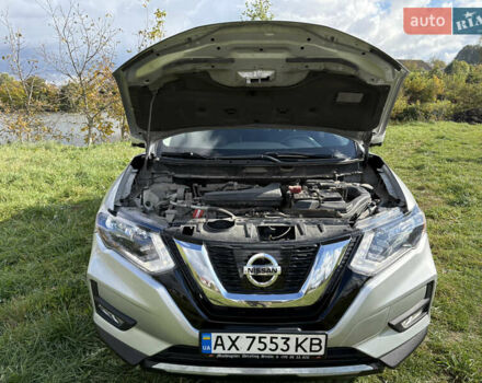 Серый Ниссан Rogue, объемом двигателя 2.49 л и пробегом 119 тыс. км за 14750 $, фото 12 на Automoto.ua