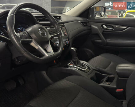 Серый Ниссан Rogue, объемом двигателя 2 л и пробегом 132 тыс. км за 16999 $, фото 14 на Automoto.ua