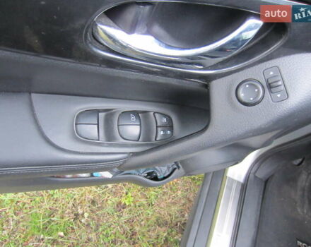 Серый Ниссан Rogue, объемом двигателя 2.5 л и пробегом 120 тыс. км за 16000 $, фото 29 на Automoto.ua