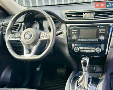 Серый Ниссан Rogue, объемом двигателя 2.5 л и пробегом 197 тыс. км за 12900 $, фото 23 на Automoto.ua