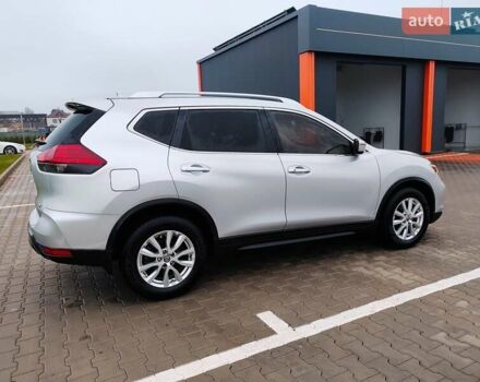 Серый Ниссан Rogue, объемом двигателя 2.49 л и пробегом 132 тыс. км за 13800 $, фото 8 на Automoto.ua