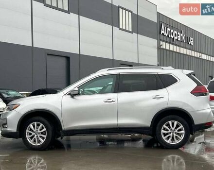 Серый Ниссан Rogue, объемом двигателя 2.5 л и пробегом 119 тыс. км за 14690 $, фото 3 на Automoto.ua