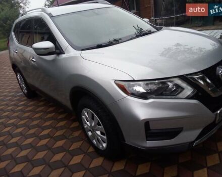 Сірий Ніссан Rogue, об'ємом двигуна 2.49 л та пробігом 115 тис. км за 16500 $, фото 3 на Automoto.ua