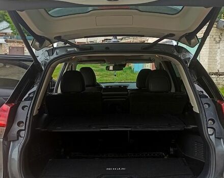 Серый Ниссан Rogue, объемом двигателя 2.5 л и пробегом 74 тыс. км за 16000 $, фото 11 на Automoto.ua