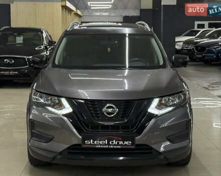 Серый Ниссан Rogue, объемом двигателя 2 л и пробегом 132 тыс. км за 16999 $, фото 3 на Automoto.ua