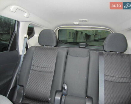 Серый Ниссан Rogue, объемом двигателя 2.5 л и пробегом 120 тыс. км за 16000 $, фото 17 на Automoto.ua