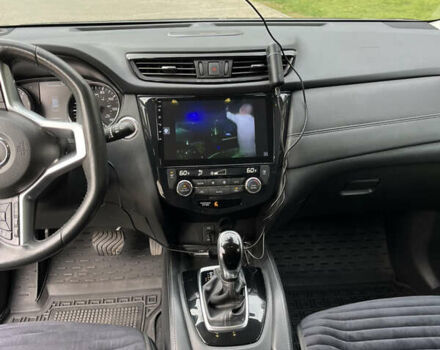 Сірий Ніссан Rogue, об'ємом двигуна 2.49 л та пробігом 94 тис. км за 16700 $, фото 27 на Automoto.ua