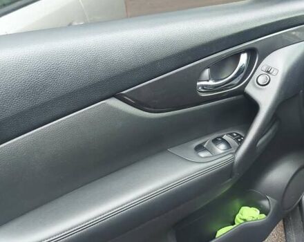 Сірий Ніссан Rogue, об'ємом двигуна 2.49 л та пробігом 173 тис. км за 12000 $, фото 10 на Automoto.ua