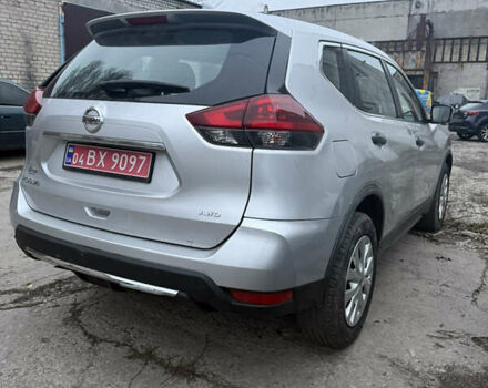 Серый Ниссан Rogue, объемом двигателя 2.5 л и пробегом 143 тыс. км за 13500 $, фото 12 на Automoto.ua
