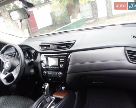 Сірий Ніссан Rogue, об'ємом двигуна 2.49 л та пробігом 115 тис. км за 16500 $, фото 5 на Automoto.ua