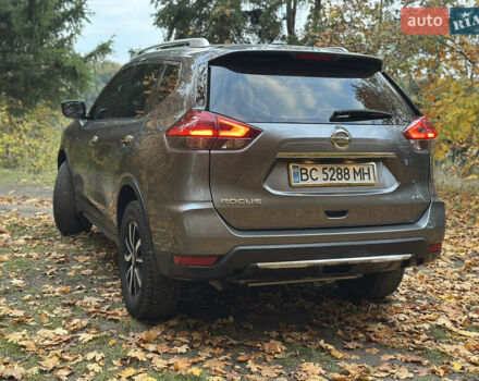 Серый Ниссан Rogue, объемом двигателя 2.49 л и пробегом 180 тыс. км за 13300 $, фото 21 на Automoto.ua