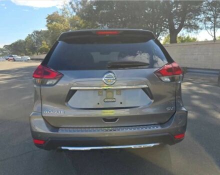 Серый Ниссан Rogue, объемом двигателя 2.5 л и пробегом 84 тыс. км за 9700 $, фото 3 на Automoto.ua