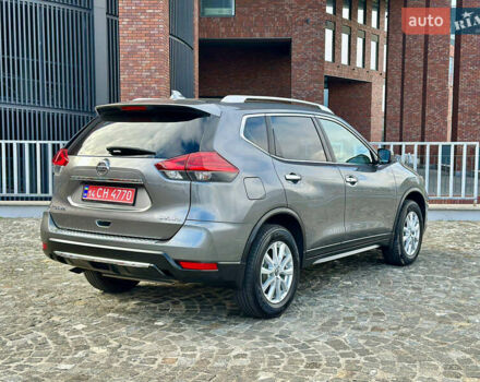 Серый Ниссан Rogue, объемом двигателя 2.5 л и пробегом 197 тыс. км за 12900 $, фото 6 на Automoto.ua