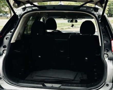 Сірий Ніссан Rogue, об'ємом двигуна 2.5 л та пробігом 180 тис. км за 17500 $, фото 20 на Automoto.ua