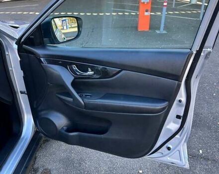 Серый Ниссан Rogue, объемом двигателя 2.49 л и пробегом 160 тыс. км за 16200 $, фото 33 на Automoto.ua