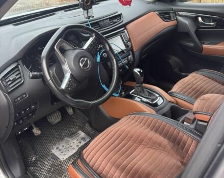 Ніссан Rogue 2017 у Вінниці на Automoto.ua Сірий Ніссан Rogue, об'ємом двигуна 2.5 л та пробігом 150 тис. км за 18999 $, фото 3 на Automoto.ua