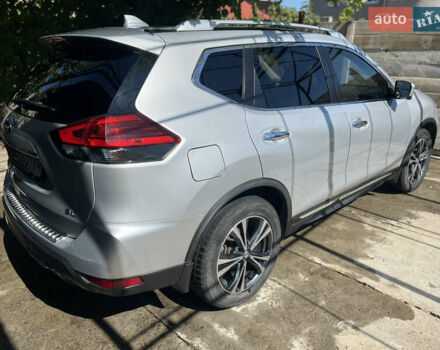 Сірий Ніссан Rogue, об'ємом двигуна 2.5 л та пробігом 68 тис. км за 17000 $, фото 1 на Automoto.ua