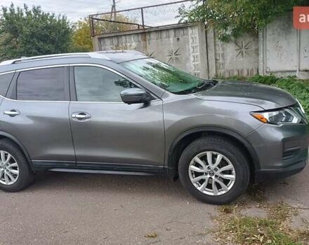 Серый Ниссан Rogue, объемом двигателя 2.49 л и пробегом 136 тыс. км за 14300 $, фото 1 на Automoto.ua