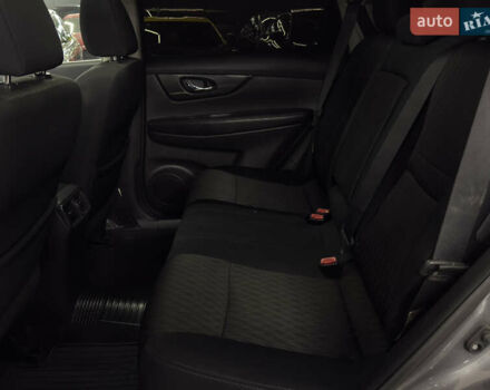 Серый Ниссан Rogue, объемом двигателя 2 л и пробегом 132 тыс. км за 16999 $, фото 18 на Automoto.ua