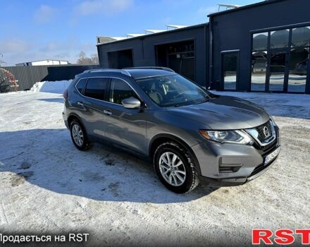 Серый Ниссан Rogue, объемом двигателя 2.5 л и пробегом 119 тыс. км за 16000 $, фото 4 на Automoto.ua