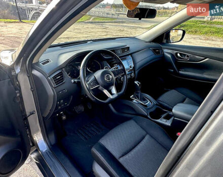 Серый Ниссан Rogue, объемом двигателя 2.5 л и пробегом 85 тыс. км за 14900 $, фото 19 на Automoto.ua