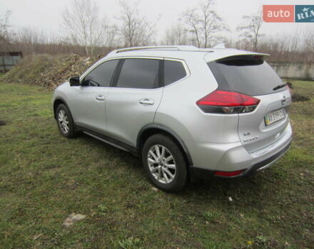 Серый Ниссан Rogue, объемом двигателя 2.5 л и пробегом 120 тыс. км за 16000 $, фото 1 на Automoto.ua