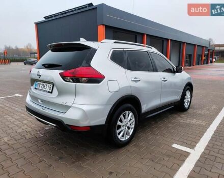 Серый Ниссан Rogue, объемом двигателя 2.49 л и пробегом 132 тыс. км за 13800 $, фото 9 на Automoto.ua