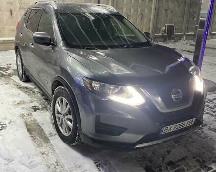 Сірий Ніссан Rogue, об'ємом двигуна 2 л та пробігом 123 тис. км за 18300 $, фото 3 на Automoto.ua