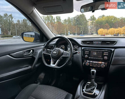 Серый Ниссан Rogue, объемом двигателя 2 л и пробегом 165 тыс. км за 15500 $, фото 19 на Automoto.ua