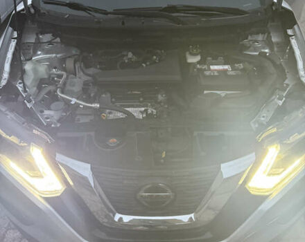 Серый Ниссан Rogue, объемом двигателя 2.5 л и пробегом 143 тыс. км за 13500 $, фото 1 на Automoto.ua