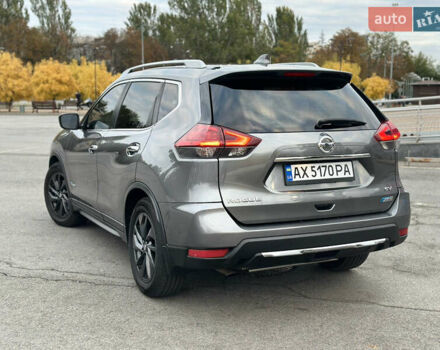 Серый Ниссан Rogue, объемом двигателя 2 л и пробегом 165 тыс. км за 15500 $, фото 8 на Automoto.ua