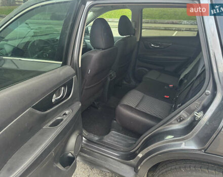 Серый Ниссан Rogue, объемом двигателя 2.49 л и пробегом 154 тыс. км за 13700 $, фото 11 на Automoto.ua