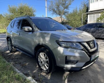 Ніссан Rogue 2017 у Хмельницькому на Automoto.ua Сірий Ніссан Rogue, об'ємом двигуна 2.5 л та пробігом 162 тис. км за 12800 $, фото 1 на Automoto.ua