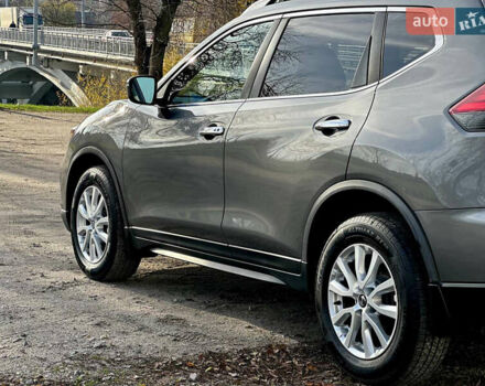 Серый Ниссан Rogue, объемом двигателя 2.5 л и пробегом 85 тыс. км за 14900 $, фото 8 на Automoto.ua
