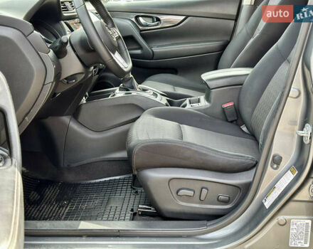 Серый Ниссан Rogue, объемом двигателя 2.5 л и пробегом 197 тыс. км за 12900 $, фото 16 на Automoto.ua