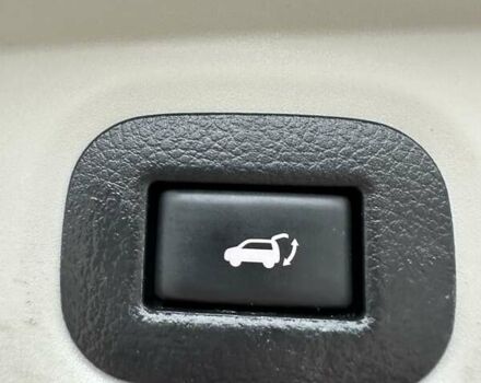 Серый Ниссан Rogue, объемом двигателя 2.5 л и пробегом 117 тыс. км за 14900 $, фото 13 на Automoto.ua