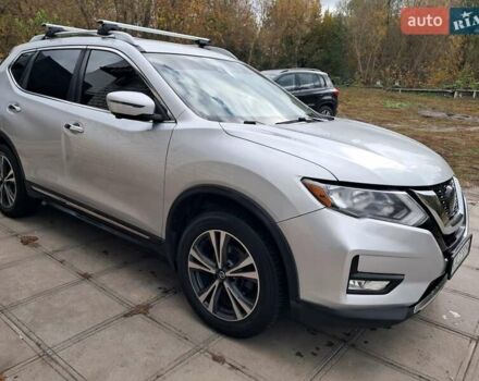 Сірий Ніссан Rogue, об'ємом двигуна 2.49 л та пробігом 137 тис. км за 15500 $, фото 8 на Automoto.ua