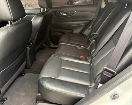 Серый Ниссан Rogue, объемом двигателя 2.5 л и пробегом 170 тыс. км за 12999 $, фото 7 на Automoto.ua