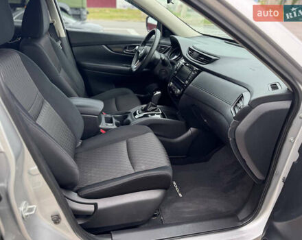 Сірий Ніссан Rogue, об'ємом двигуна 2.49 л та пробігом 61 тис. км за 16800 $, фото 27 на Automoto.ua