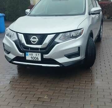 Серый Ниссан Rogue, объемом двигателя 2.49 л и пробегом 78 тыс. км за 17200 $, фото 9 на Automoto.ua