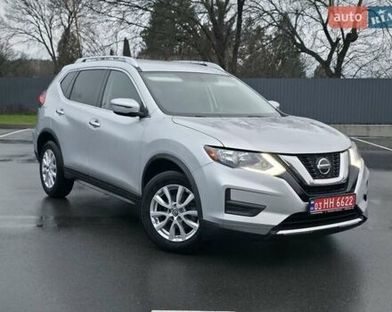 Серый Ниссан Rogue, объемом двигателя 2.49 л и пробегом 189 тыс. км за 13800 $, фото 13 на Automoto.ua
